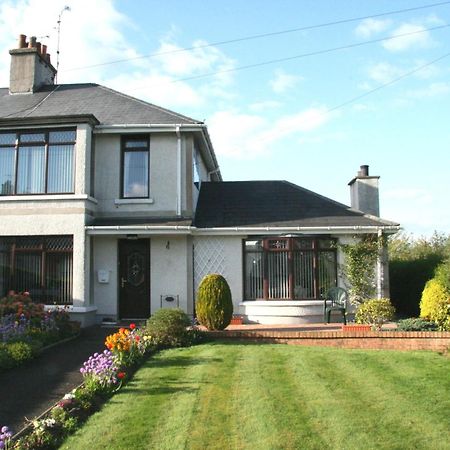 Ken-Mar House Bed And Breakfast Ballymoney Eksteriør bilde